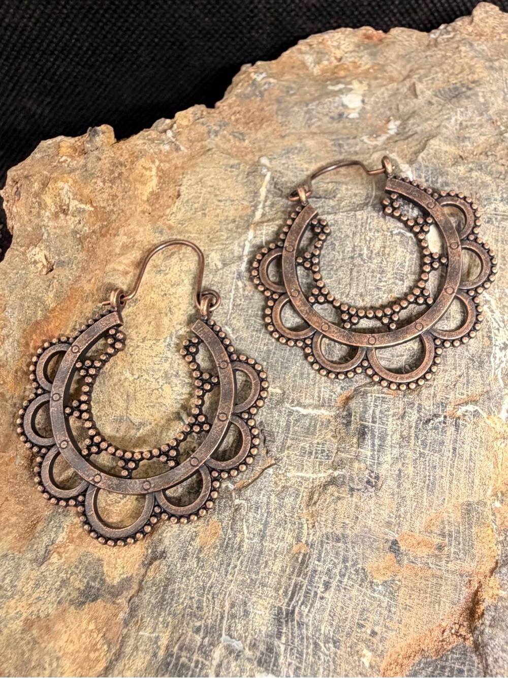 Scalloped Copper-Tone Hoop Earrings for Women
